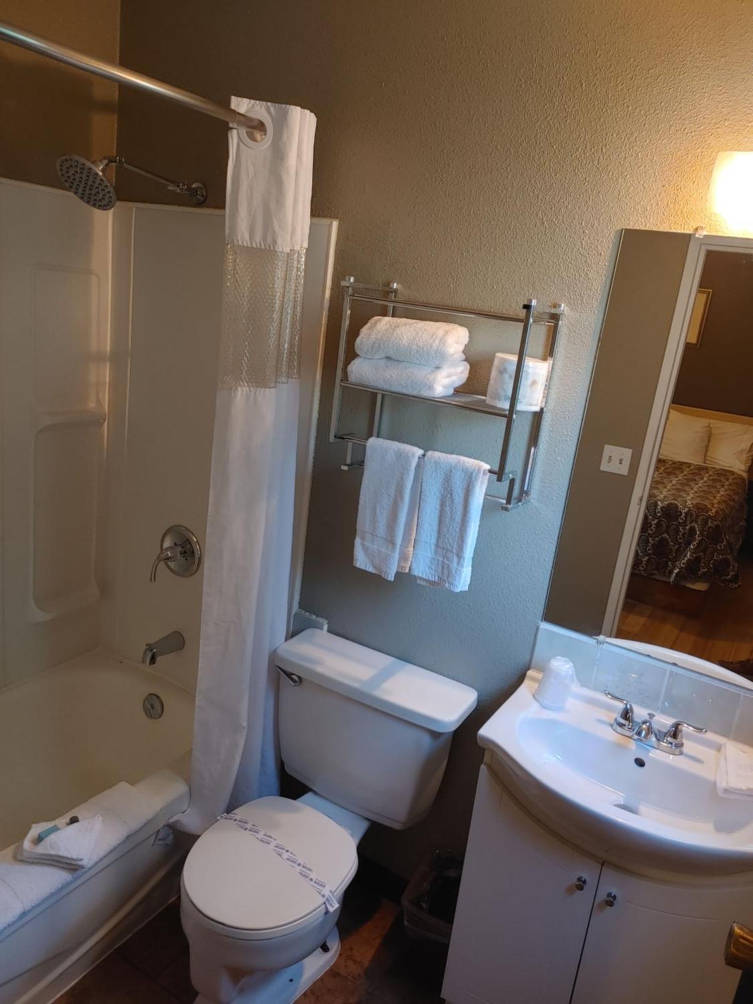 Magnuson Hotel Creston Eksteriør billede